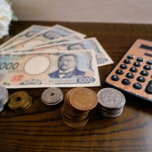 社労士講座は給付金でどこまで安くなる？スタディングとアガルートの実質価格を徹底比較【2026年最新】